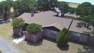 179251 N 2770 Rd, Comanche, OK 73529