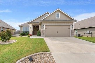 7012 Llano Dr, China Spring, TX 76633