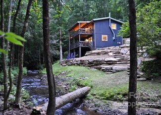 35 Pride and Joy Ln, Lake Toxaway, NC 28742