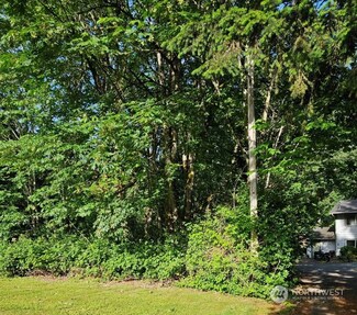 14834 75th Ave NE, Kenmore, WA 98028