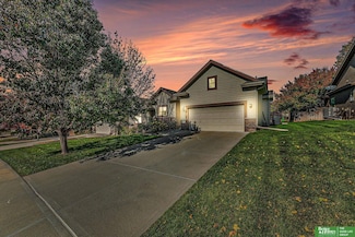 17302 Emmet St, Omaha, NE 68116