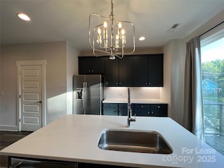 1003 E 36th St, Charlotte, NC 28205