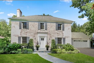 8 Varian Ln, Scarsdale, NY 10583