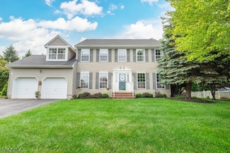 111 Crenshaw Dr, Flanders, NJ 07836