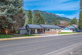 147 Ski Hill Dr, Leavenworth, WA 98826