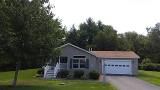 36 Holly Cir, North Hampton, NH 03862