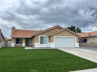 9752 Robinia St, Fontana, CA 92335