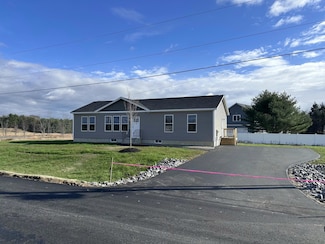 4 Spool St Unit 101, Saco, ME 04072