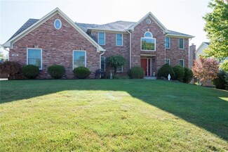 135 Yorkshire Blvd W, Indianapolis, IN 46229