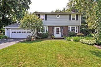 41 Power St, Taunton, MA 02780