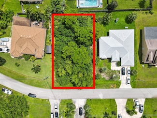5761 NW Cone St, Port St. Lucie, FL 34986