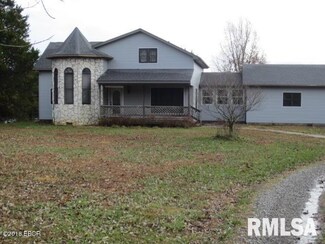 625 Egyptian Hills Dr, Creal Springs, IL 62922
