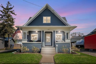 612 Lincoln St, Neenah, WI 54956