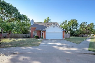 125 S Creekdale Dr, Norman, OK 73072