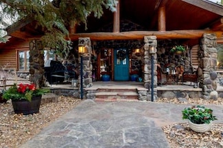 366 6qs Rd, Cody, WY 82414