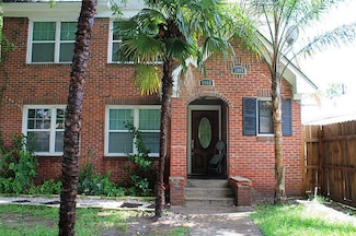 2908 Truxillo St, Houston, TX 77004