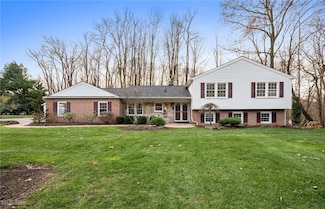 14636 Russell Ln, Novelty, OH 44072