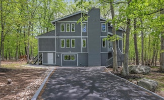 8210 Pine Grove, East Stroudsburg, PA 18301