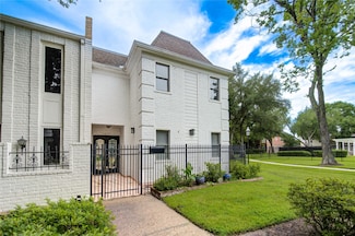 7622 Olympia Dr, Houston, TX 77063