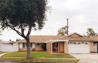 810 S Arapaho Dr, Santa Ana, CA 92704