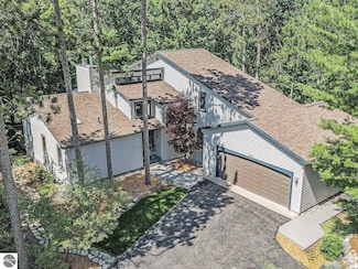 3005 Wild Juniper Trail, Traverse City, MI 49686
