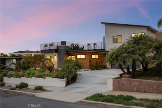 4414 Monaco St, San Diego, CA 92107
