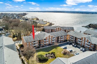 41 Bullocks Point Ave Unit 1C, Riverside, RI 02915