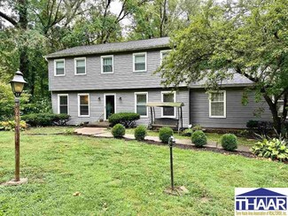 7987 Deer Run Ct, Terre Haute, IN 47802