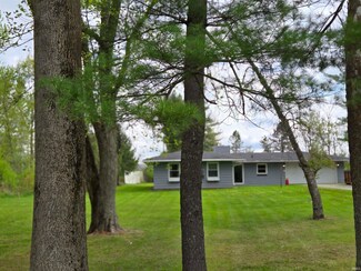 6984 County Road 327, Garrett, IN 46738