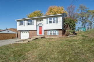 419 Manor Rd, Delmont, PA 15626