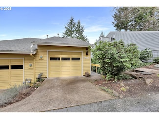 3817 Colony Oaks Dr, Eugene, OR 97405