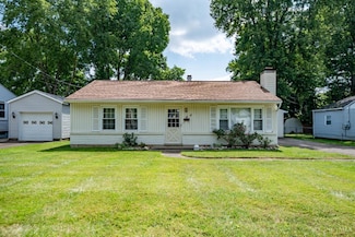 4 Apple Ln, Milford, OH 45150