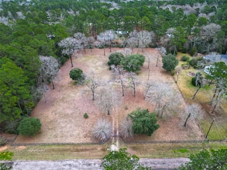 24355 W Country Ln, Hockley, TX 77447