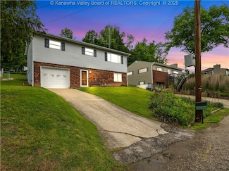 2533 Larwood Dr, Charleston, WV 25302