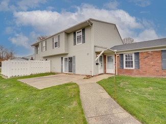 7961 Independence Dr Unit D, Mentor, OH 44060