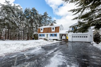 349 Birch Point Rd, Wiscasset, ME 04578