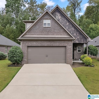 379 W Park Dr, Fultondale, AL 35068