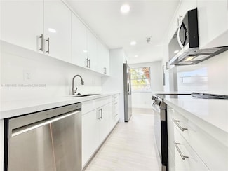 3361 NW 47th Terrace Unit 329, Lauderdale Lakes, FL 33319