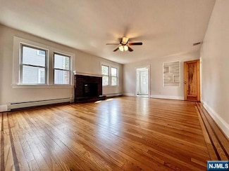 324 Lambert Ave, Northvale, NJ 07647
