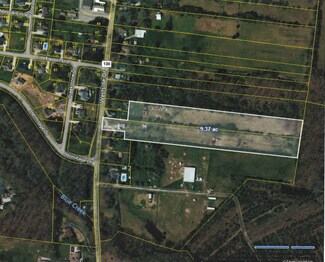 8 Westside Dr, Tullahoma, TN 37388