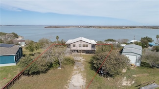 108 Trail Cir, Sandia, TX 78383