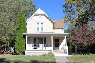 633 E Grove St, Galesburg, IL 61401