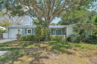 338 SW Winnachee Dr, Stuart, FL 34994