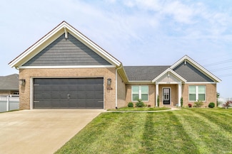 5708 Abbe Wood Dr, Newburgh, IN 47630