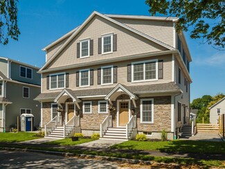 10 Gale St Unit 2, Waltham, MA 02453
