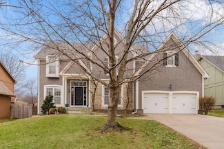 8218 Constance St, Lenexa, KS 66215