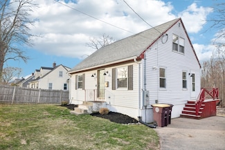 391 Columbian St, South Weymouth, MA 02190
