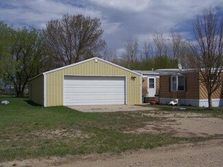 508 Center St, Wimbledon, ND 58492