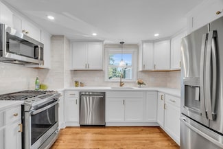 26 Arcadia Ave, Waltham, MA 02452
