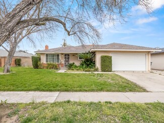 3465 E Lansing Way, Fresno, CA 93726